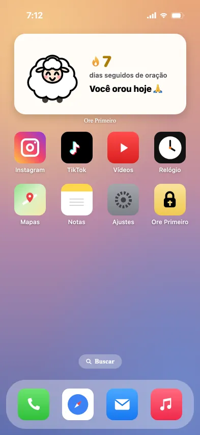 Tela inicial do iPhone com o widget da ovelhinha: 7 dias seguidos de oração